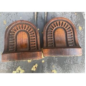 Vintage Carved Wood Bookends Mahogany Finish Horseshoe Fluted Detail Pair